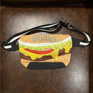 Hollister Cheeseburger Fanny Pack 🍔